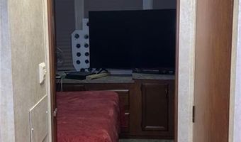 8785 NW Glenwood Rd, Amity, MO 64422