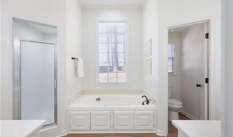 2419 Doubletree Dr NW, Acworth, GA 30102