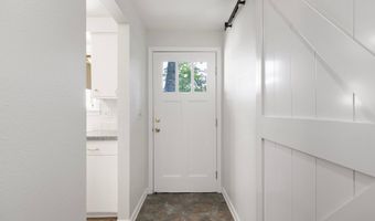 24822 SERTIC Rd, Veneta, OR 97487