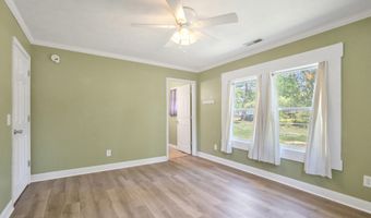 157 Flat Rock Ln, Aberdeen, NC 28315