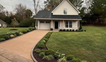 104 Autumnwood Cv, Batesville, MS 38606