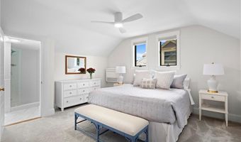 5 Pell St, Newport, RI 02840