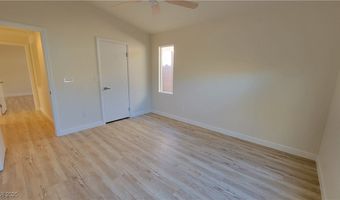 10512 Beachwalk Pl, Las Vegas, NV 89144