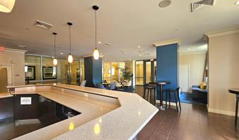 2451 MIDTOWN Ave 219, Alexandria, VA 22303