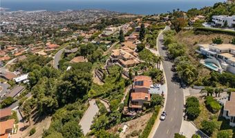 3300 Crownview Dr, Rancho Palos Verdes, CA 90275