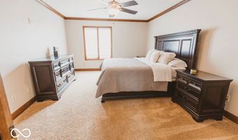6712 Forrest Commons Blvd, Indianapolis, IN 46227