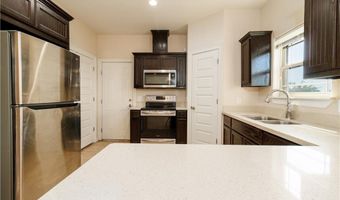2710 E Garfield Ave 2, Alton, TX 78573