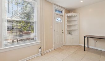 14 SEATON Pl NW, Washington, DC 20001