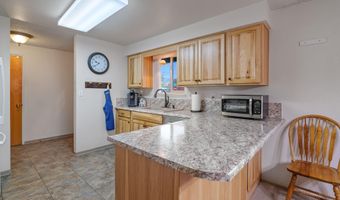 759 N Laurel St, Ashland, OR 97520