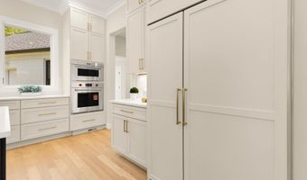 10700 ALLOWAY Dr, Potomac, MD 20854