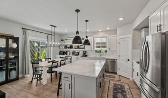 61191 SW Tippytoe Pl, Bend, OR 97702