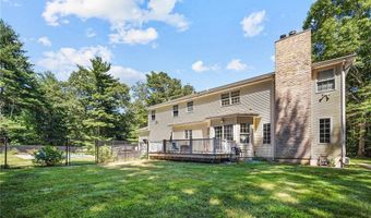 2 Scenic Ridge Ct, Coventry, RI 02816