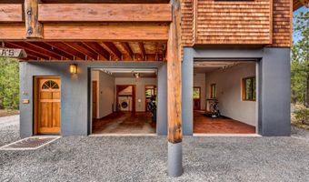 16396 Skyline Dr, Bend, OR 97703