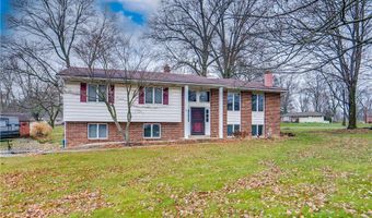 677 W Nimisila Rd, Akron, OH 44319