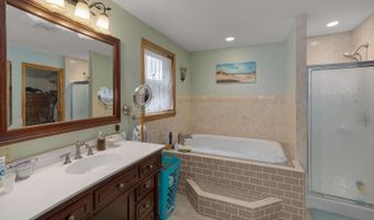 62 Phelps Rd, Barre, VT 05641