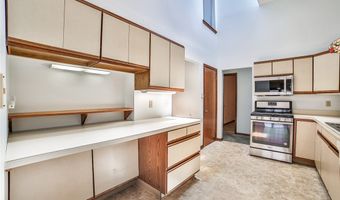 831 Robin Rd, Amherst, NY 14228