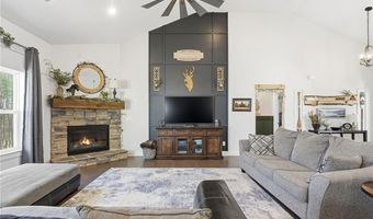 6061 Jacobs Rd SE, Acworth, GA 30102