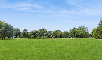 2751 Cleveland Dr, Ames, IA 50010