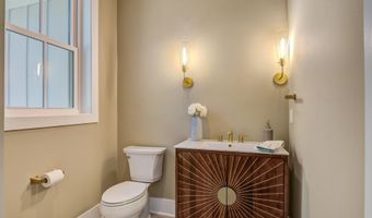 7527 Ladys Secret Ln, Awendaw, SC 29429