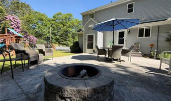 252 Wolf Rock Rd, Exeter, RI 02822