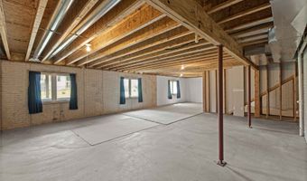 838 Lindsay Ct SW, Altoona, IA 50009