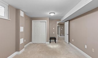 236 Lima St, Aurora, CO 80010