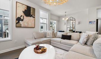 2949 Aughton Rd, Ann Arbor, MI 48105