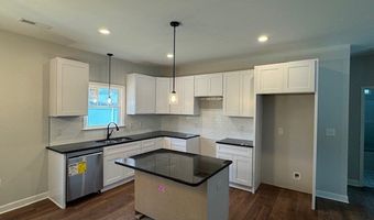 467 North Ave, Appomattox, VA 24522