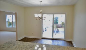 200 Roger Williams Ave 409, East Providence, RI 02916
