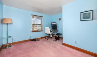 990 HILL Dr, Allentown, PA 18103