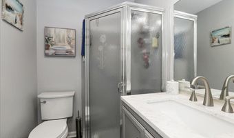 401 Bay Shore Dr 8B, Barnegat, NJ 08005