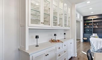 1210 Signal Lake Ct, Baldwin City, KS 66006