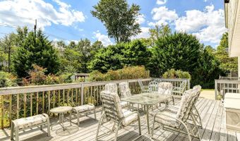 10 Janet Ct, Milltown, NJ 08850