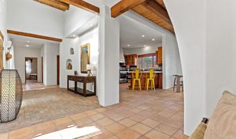 206 Hondo Seco Rd, Arroyo Seco, NM 87514