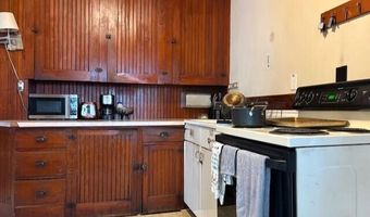 26 Webster Ave N, Bangor, ME 04401