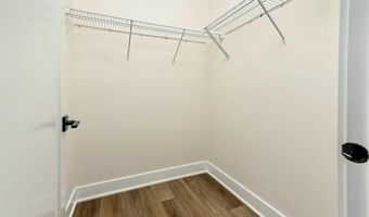 25004 FALLING BROOK Cir, Aldie, VA 20105