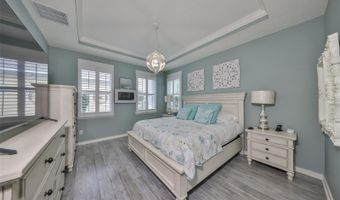 511 WINTERSIDE Dr, Apollo Beach, FL 33572