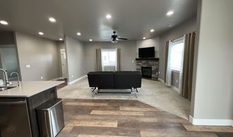 5762 Northside Xing Unit A, Chubbuck, ID 83202