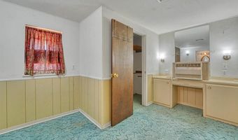 913 E Sycamore, Altus, OK 73521