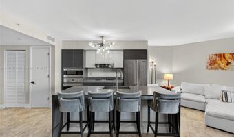 9821 E Bay Harbor Dr 402, Bay Harbor Islands, FL 33154