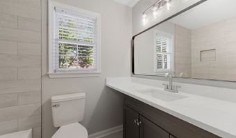 153 Stonybrook Ct, Athens, GA 30605