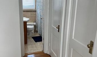 300 Deal Lake Dr 5, Asbury Park, NJ 07712