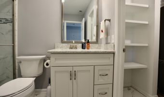 717 Chancery Ln, Aberdeen, NC 28315