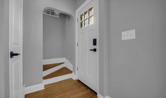 15776 McLain Ave, Allen Park, MI 48101