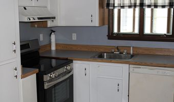 27 Trinity Pl, Amsterdam, NY 12010