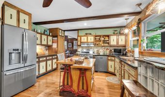19 W Illinois Ave, Absecon, NJ 08201