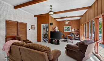 6926 Woodridge Dr, Avon, IN 46123