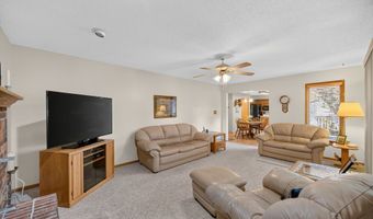 1299 Bentwood Ct, Altoona, IA 50009