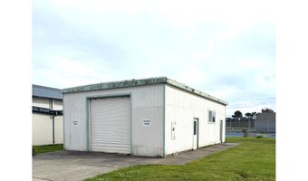 485 9TH St, Bandon, OR 97411