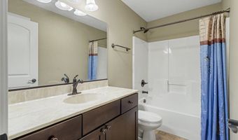 517 28th St SE, Altoona, IA 50009